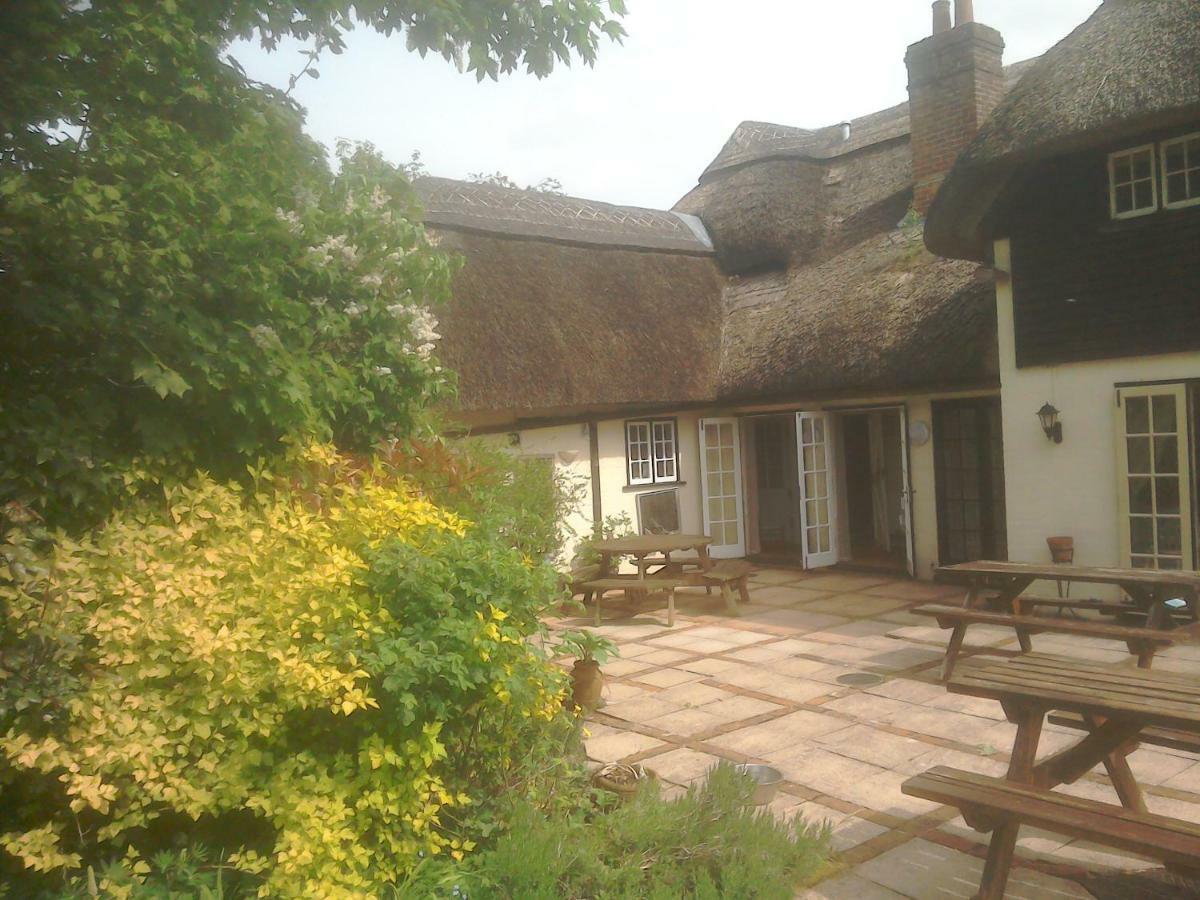 Alvediston The Crown Inn المظهر الخارجي الصورة